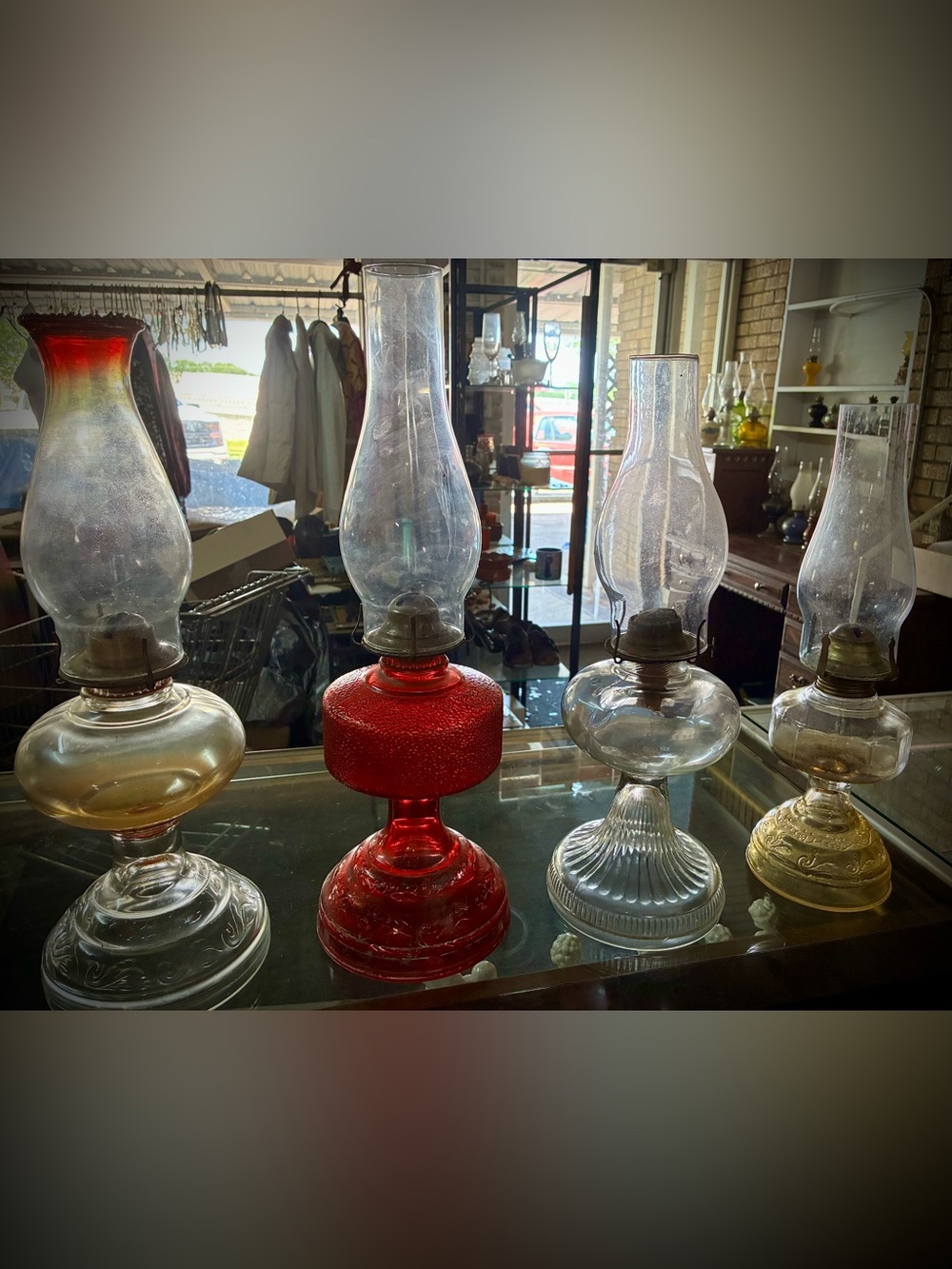 Vintage Hurricane Oil Lamps - A Lot Of 4 - Picture 2 of 7